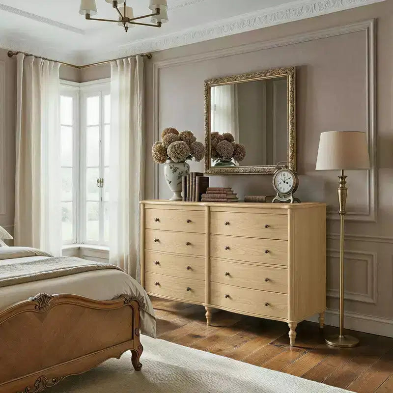 Commode vintage à façade incurvée en chêne noir/clair avec 8 tiroirs, commode de chambre de luxe avec boutons en bronze