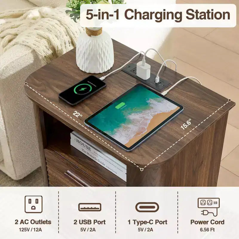 Table de chevet cannelée avec station de recharge, Table de nuit moderne avec 2 tiroirs et étagère ouverte, Table d'appoint pour salon, chambre à coucher, bureau à domicile