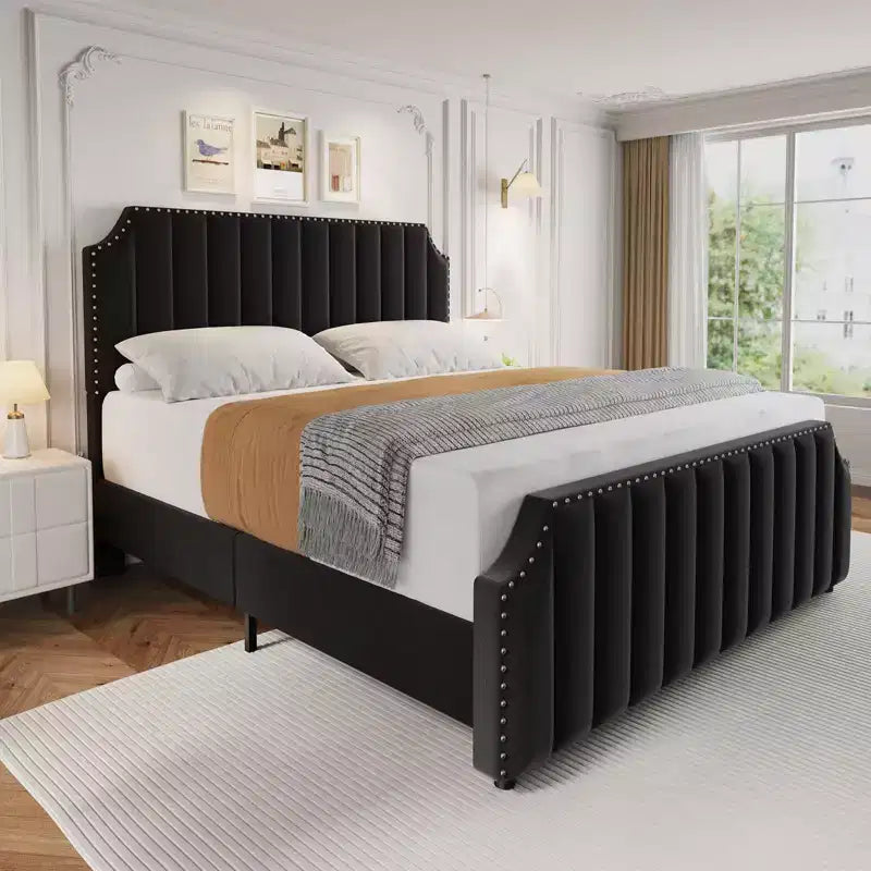Cadre de lit King Size avec tête de lit en velours, décor de rivets, lattes en bois solides, pas besoin de sommier tapissier, assemblage facile